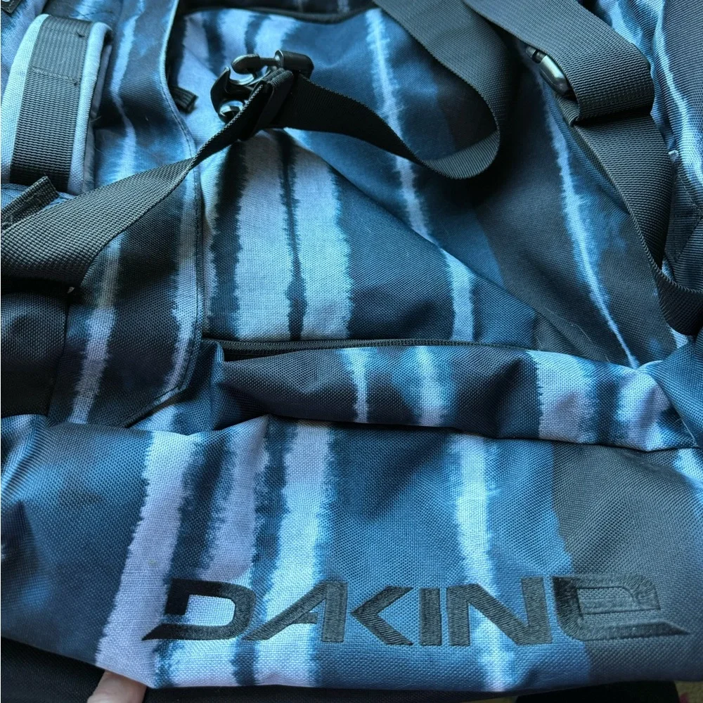 Dakine Split Roller Luggage 110L - like NEW! - Picture 7 of 14